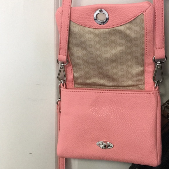 Charming Charlie Crossbody/wristlet small purse - Picture 4 of 7